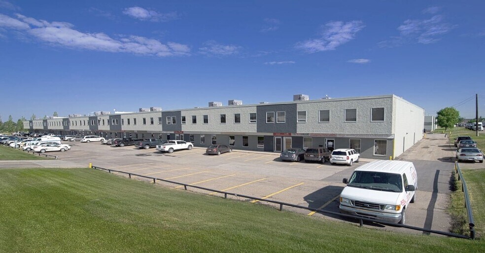 More Photos Of 4602-4718 90A Ave NW, Edmonton Light Distribution For Lease