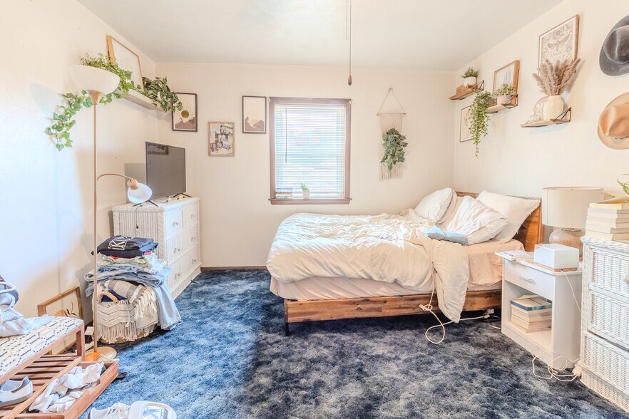 More Photos Of 112 Westinghouse Ave, Wilmerding Storefront Retail Residential For Sale