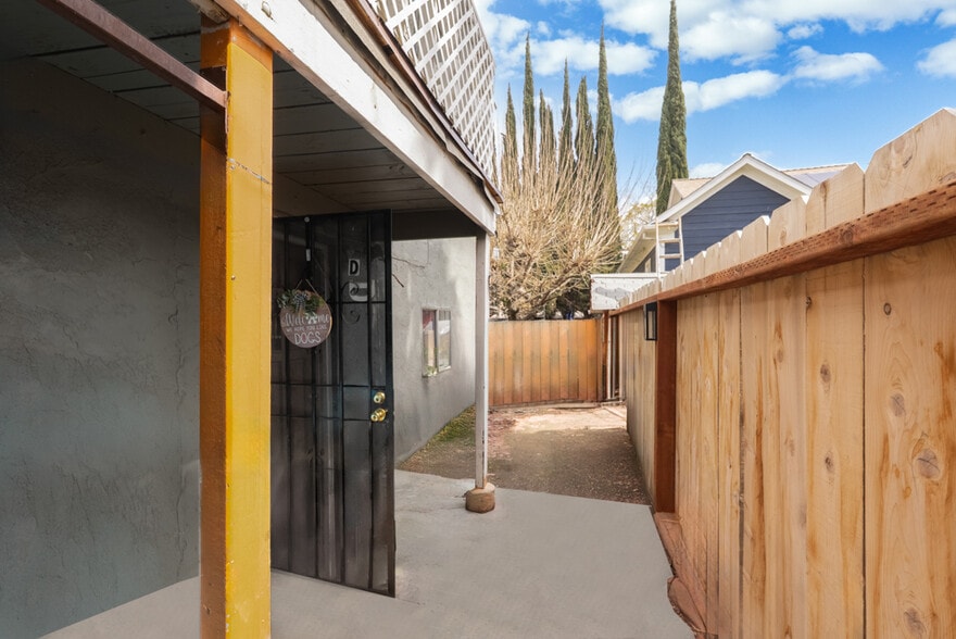 More Photos Of 127 E 6th St, Tracy Apartments For Sale