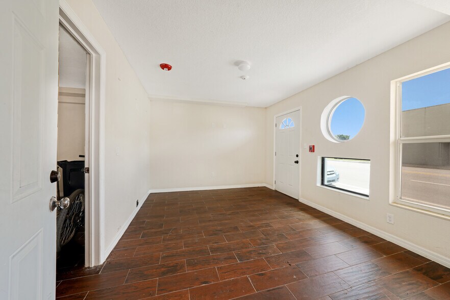 More Photos Of 733 Dr Martin Luther King Jr Blvd W, Belle Glade Apartments For Sale