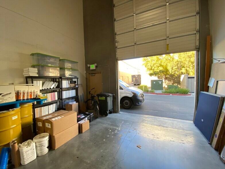 More Photos Of 1568 Lancaster Point Way, San Diego Flex For Sale