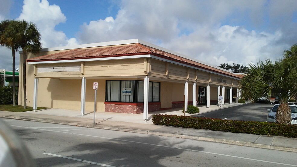 Primary Photo Of 601-623 E Atlantic Blvd, Pompano Beach Unknown For Lease