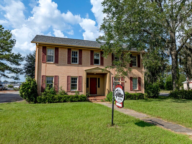 More Photos Of 521 SE 5th Ave, Moultrie Apartments For Sale