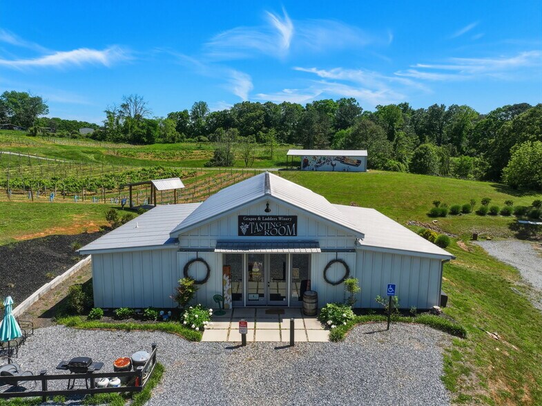 More Photos Of 2317 GA-382, Ellijay Winery Vineyard For Sale