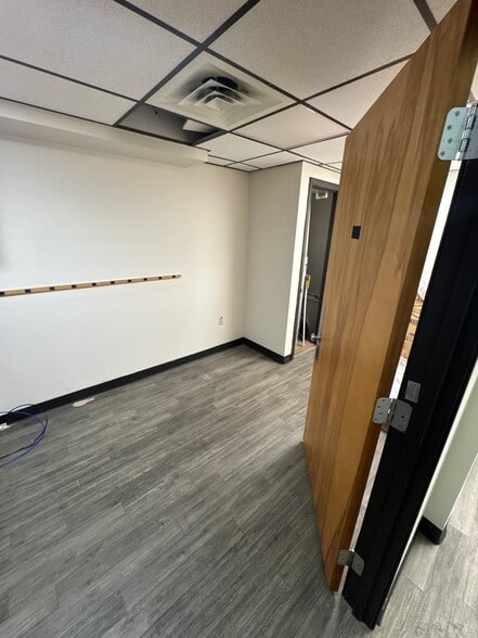 More Photos Of 397 N 9th Ave, Scranton Medical For Sale