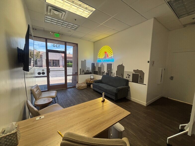 More Photos Of 1830 S Alma School Rd, Mesa Medical For Sale