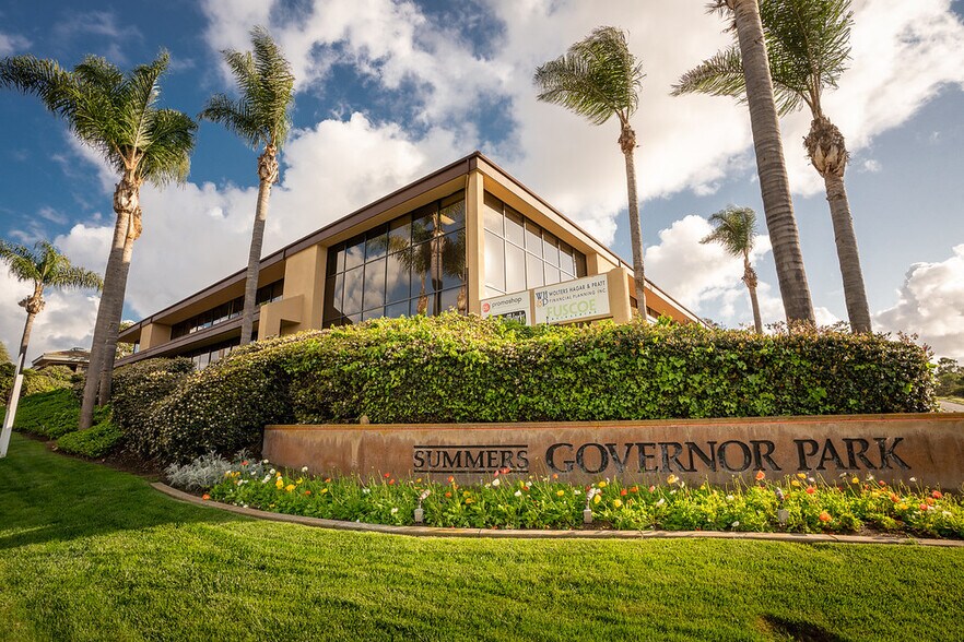 More Photos Of 6390 Greenwich Dr, San Diego Loft Creative Space For Lease