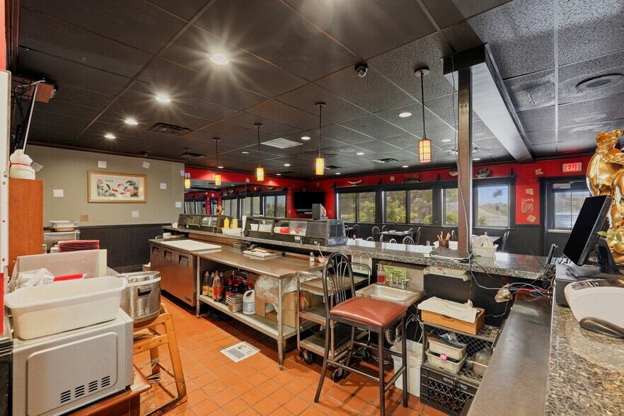 More Photos Of 72 N 850 E, Lehi Restaurant For Sale