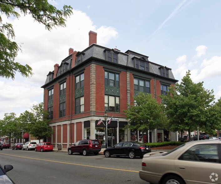 Primary Photo Of 5 Central Sq, Stoneham Medical For Lease