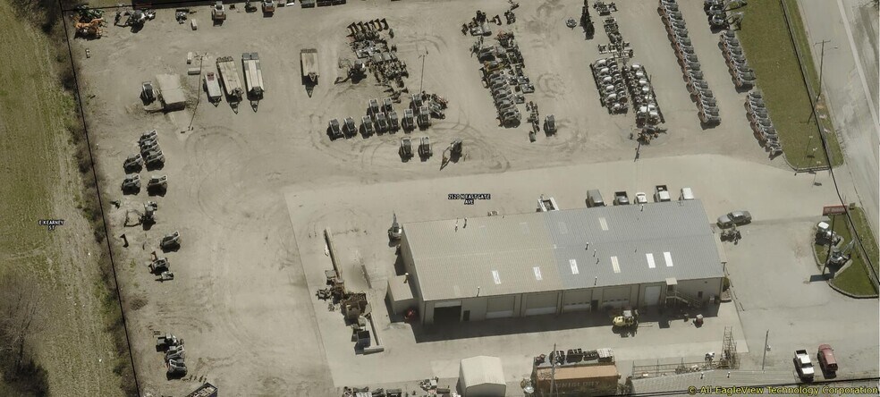 More Photos Of 2520 N Eastgate Ave, Springfield Warehouse For Lease