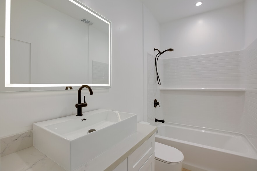 More Photos Of 102 S Voluntario St, Santa Barbara Multifamily For Sale