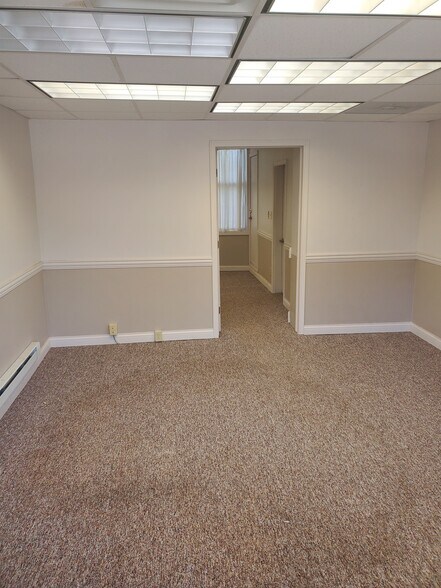 More Photos Of 115 S Union St, Galion Office For Sale