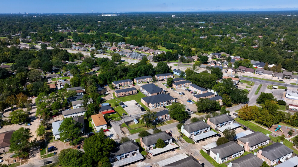 Primary Photo Of 1718 Boulevard De Province, Baton Rouge Apartments For Sale