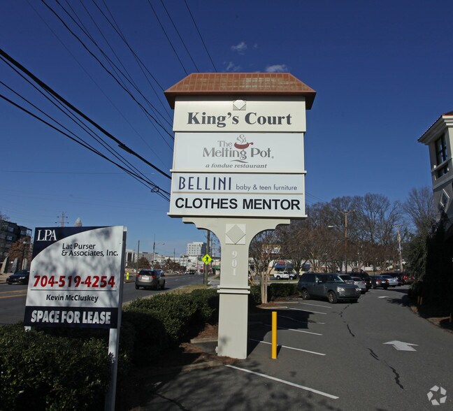 More Photos Of 900-908 S Kings Dr, Charlotte Unknown For Lease