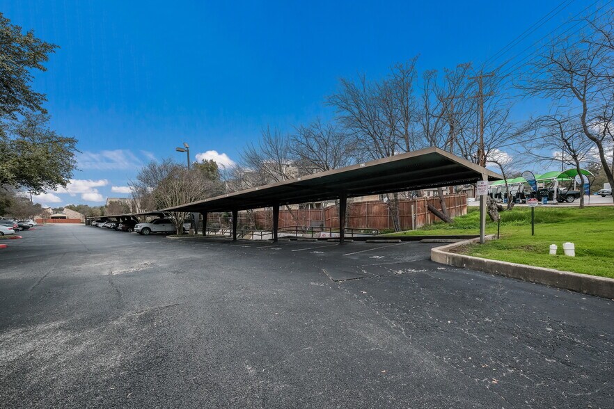 More Photos Of 12042 Blanco Rd, San Antonio Office For Lease