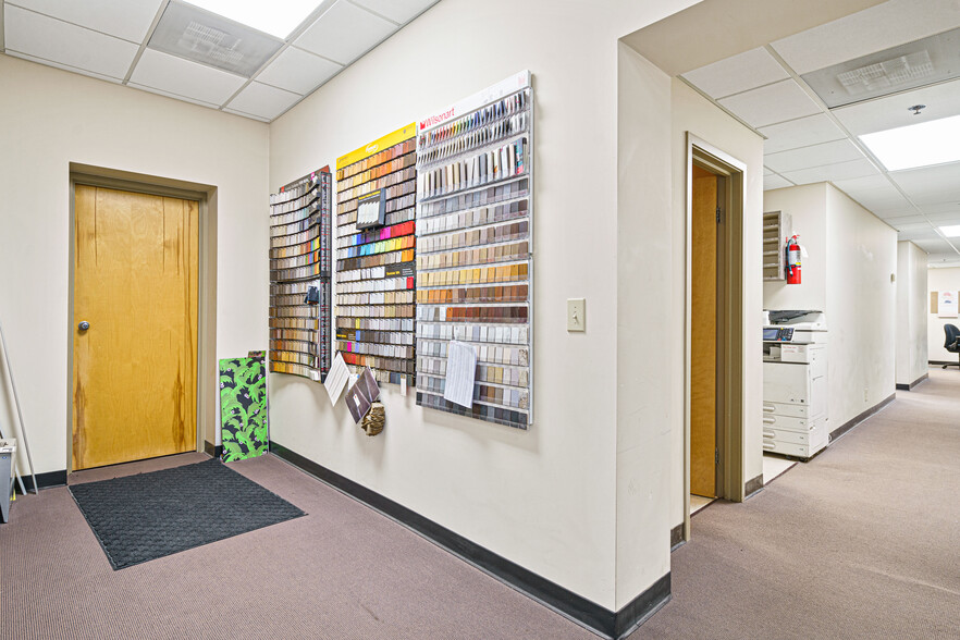 More Photos Of 1641 Crystal Ave, Kansas City Warehouse For Sale