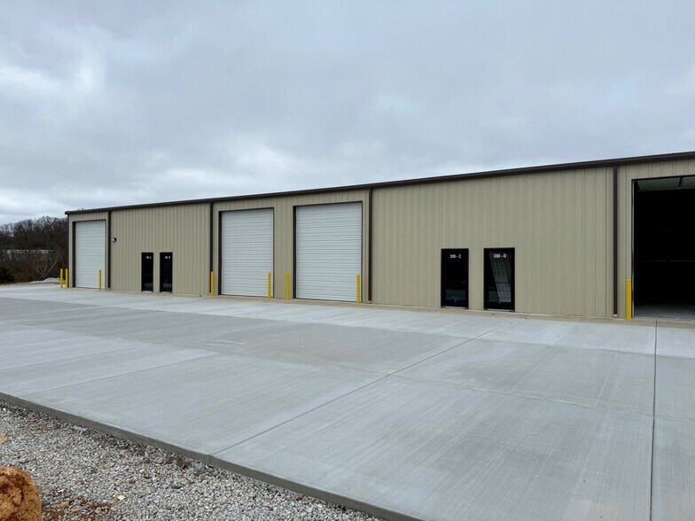 Primary Photo Of 350 Stonetree Drive, Branson Industrial For Lease