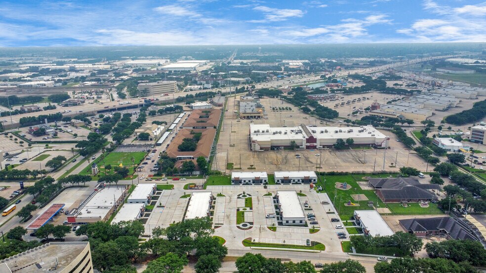 More Photos Of 4807 Sugar Grove Blvd, Stafford Medical For Lease