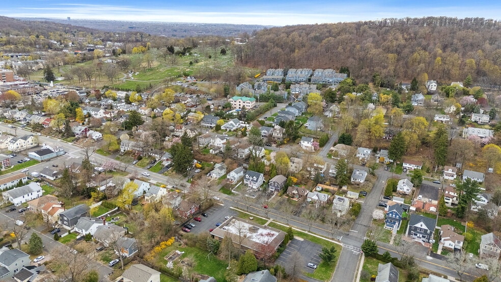 More Photos Of 311 N Midland Ave, Nyack Medical For Lease