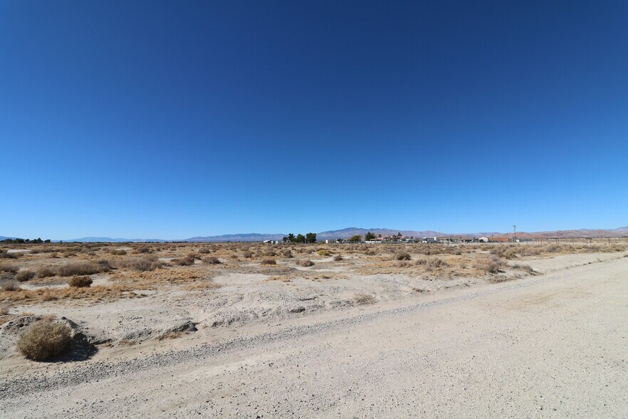 More Photos Of Birch Avenue (Schindler Court) @ Hull Street, Rosamond Land For Sale