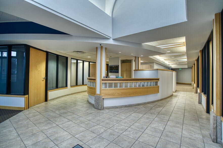 More Photos Of 416-418 Coffman St, Longmont Office For Sale