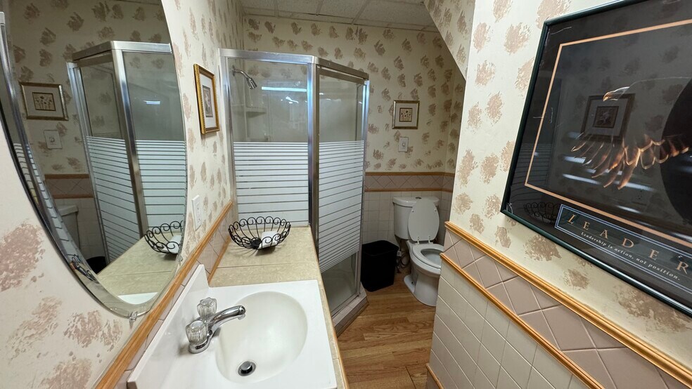 More Photos Of 333 Morris St, Phillipsburg Storefront For Sale