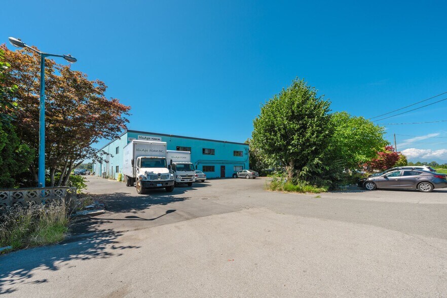 More Photos Of 6455 64 St, Delta Manufacturing For Sale