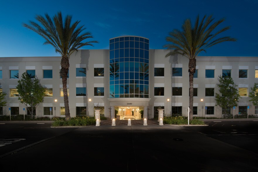 More Photos Of 21680 Gateway Center Dr, Diamond Bar Office For Lease