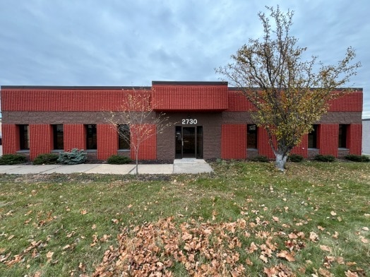 Primary Photo Of 2730 N Niagara Ln, Plymouth Manufacturing For Lease