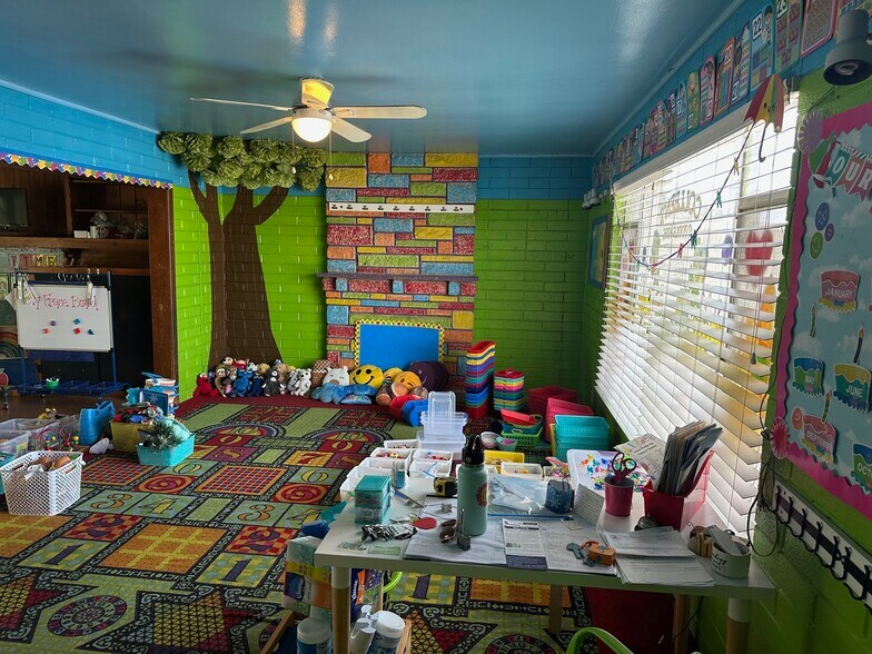 More Photos Of 2100 E Lambert Rd, La Habra Contractor Storage Yard For Sale