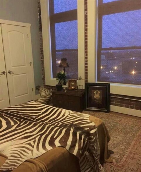 More Photos Of 107 S 6th St, Saint Joseph Apartments For Sale