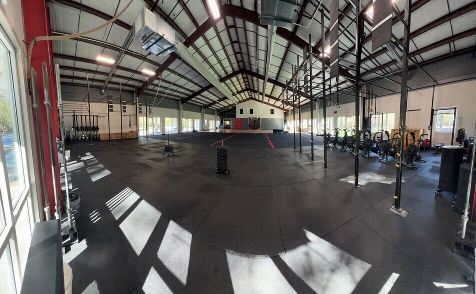 More Photos Of 3400 Turgot Ln, Mount Pleasant Health Club For Lease