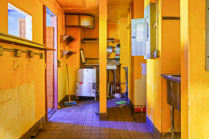 More Photos Of 701 Saint Marks Ave, Brooklyn Apartments For Lease