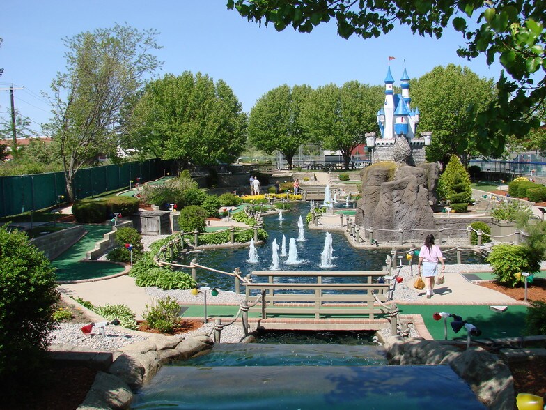 More Photos Of 1300 Fall River Ave, Seekonk Land For Lease