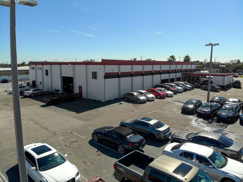 More Photos Of 6239 S Orange Blossom Trl, Orlando Auto Dealership For Sale