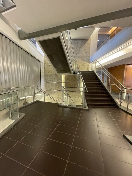 More Photos Of 1800 S Novell Pl, Provo Office Residential For Lease