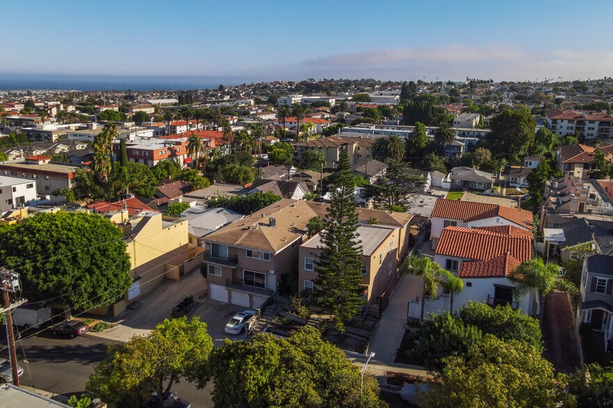 More Photos Of 1129-1135 W 10th St, San Pedro Apartments For Sale