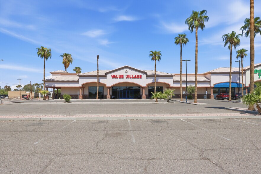 More Photos Of 5340-5346 W Glendale Ave, Glendale Freestanding For Lease
