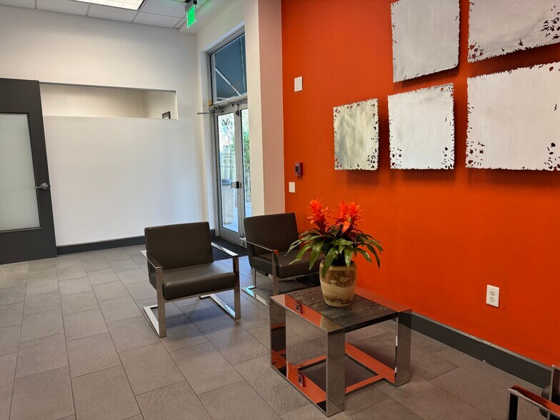 More Photos Of 2900 Glades Cir, Weston Unknown For Lease