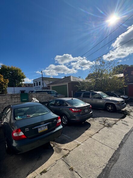 More Photos Of 1126 Northampton St, Easton Storefront Retail Residential For Sale