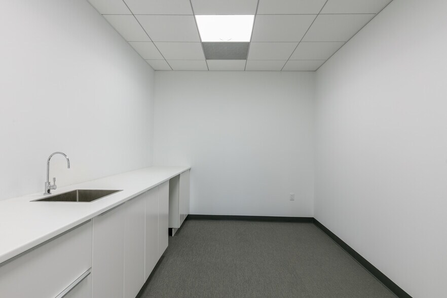 More Photos Of 1200 Brickell Ave, Miami Loft Creative Space For Sale