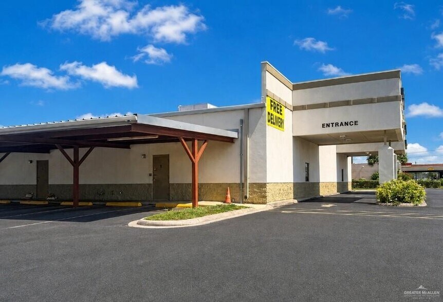 More Photos Of 605 N Main St, Donna Medical For Sale
