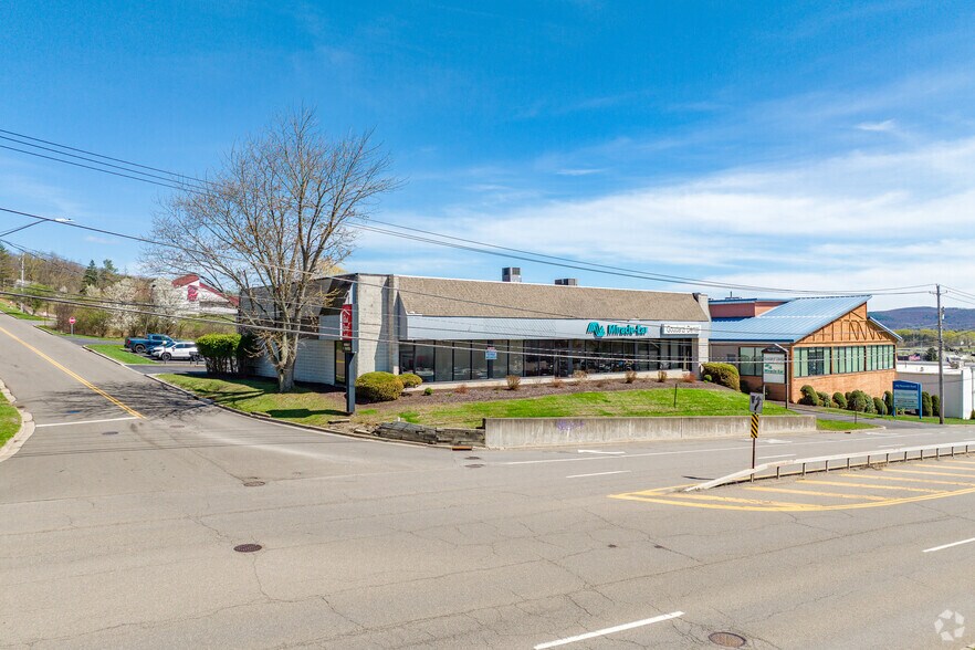 More Photos Of 310 Reynolds Rd, Johnson City General Retail For Sale