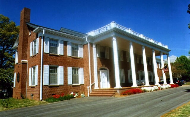 Primary Photo Of 1320 S Albert Pike Ave, Fort Smith Hospitality For Sale