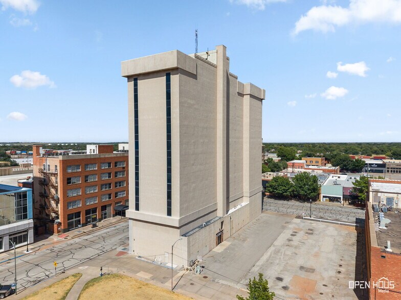 More Photos Of 800 Indiana Ave, Wichita Falls Unknown For Sale