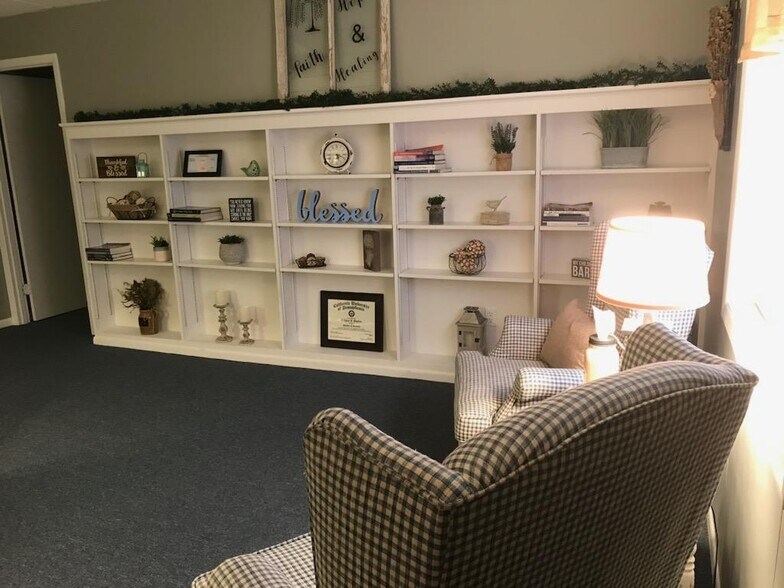 More Photos Of 46 E Main St, Uniontown Coworking Space