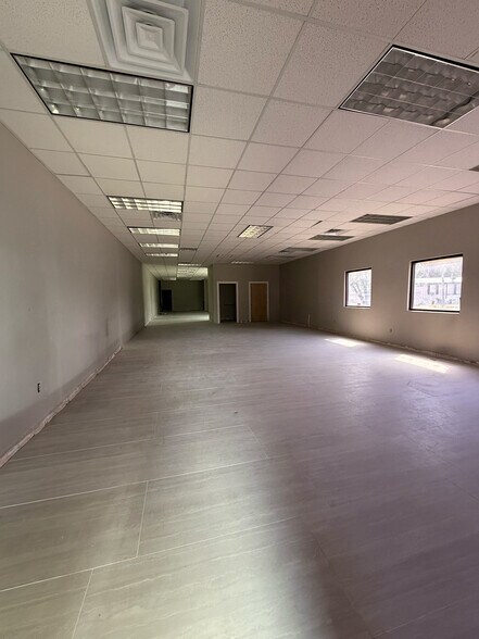 More Photos Of 600-618 N McColl Rd, McAllen Office For Sale