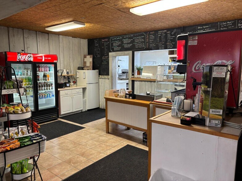 More Photos Of 617 Broadway, Imperial General Retail For Sale