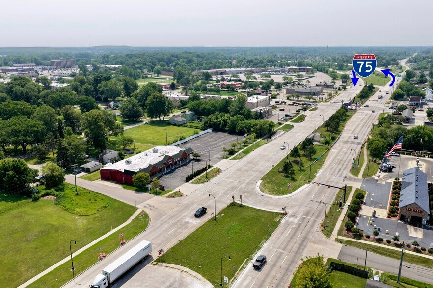 More Photos Of 14625 Telegraph Rd, Taylor Freestanding For Lease