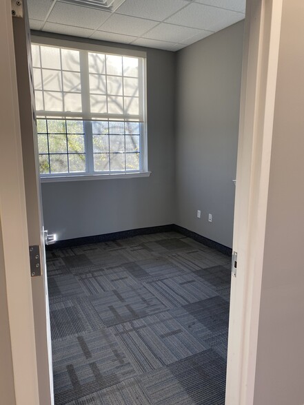 More Photos Of 250 Old New Brunswick Rd, Piscataway Unknown For Lease